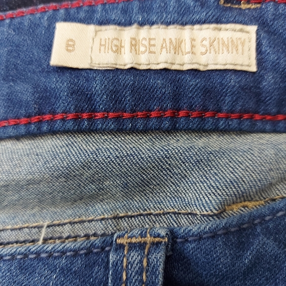 Seven7 midrise ankle skinny stretch jeans - Picture 9 of 11